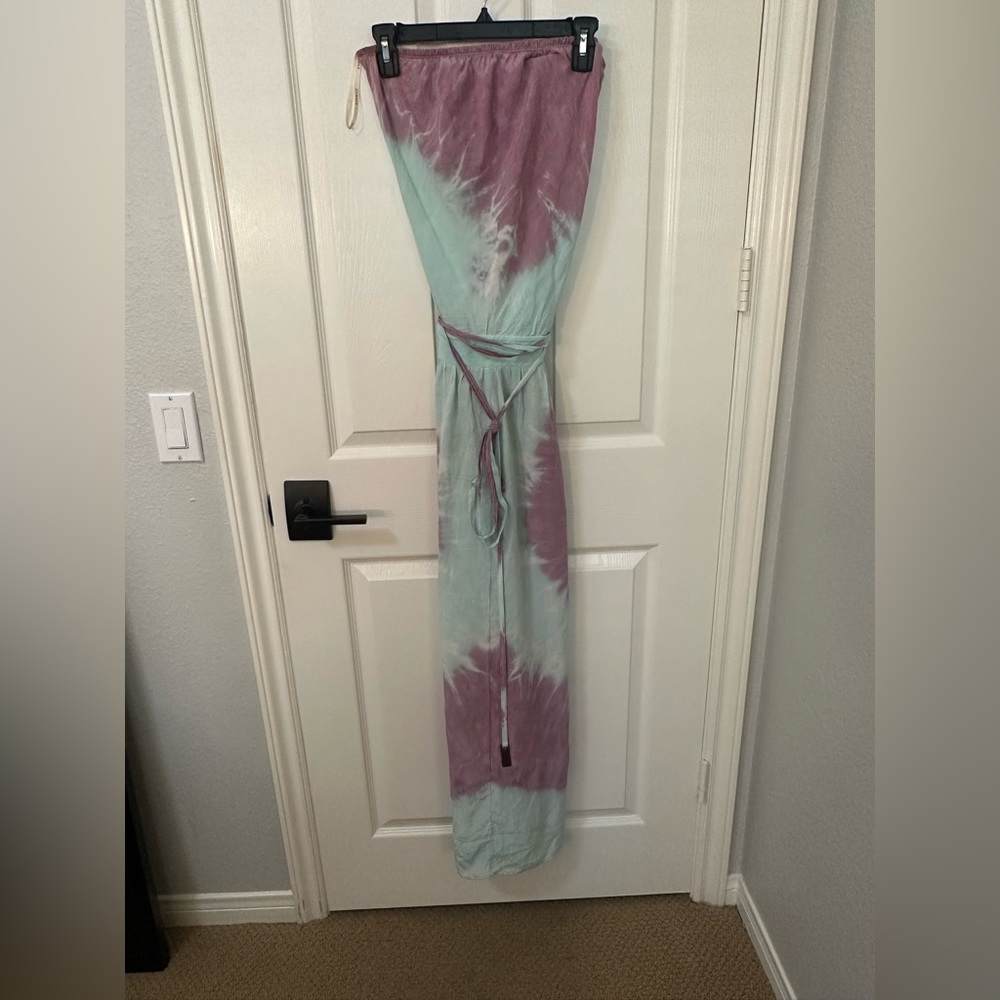 Strapless maxi dress with tie belt